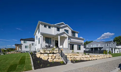 2454 W 560 S Photo 1