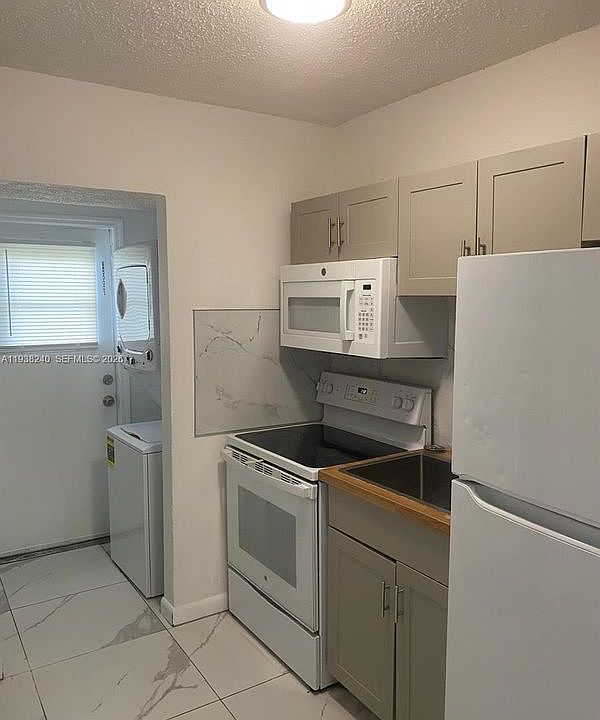 1st image of 2861 NW 15th Ct Unit 2