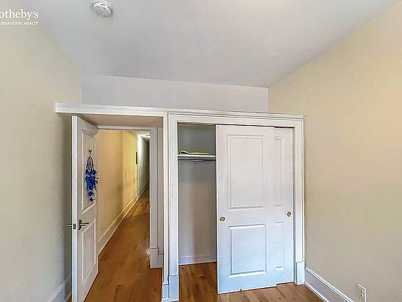 4th image of 190 Claremont Ave APT 4A