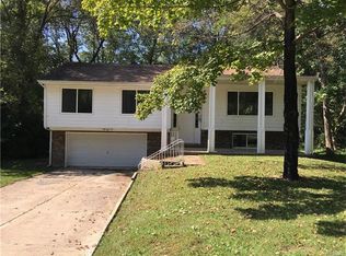 19 Highwood Dr, Belleville, IL 62223