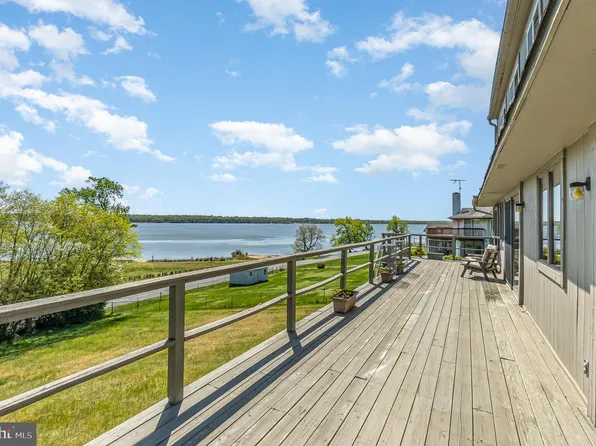 143 Cliffview Dr, North East, MD 21901