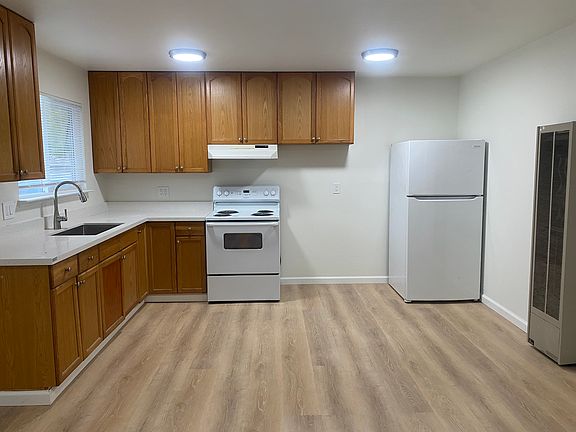 3rd image of 60 Waterman Ave APT 2