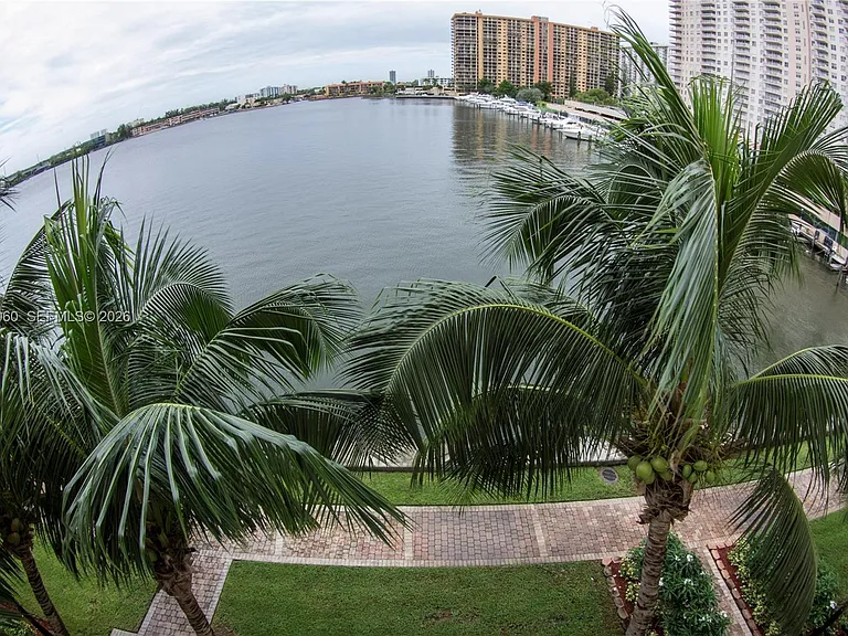 17150 N Bay Rd #2408 — Photo 32