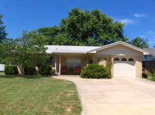 200 Roberts Loop, Roland, OK 74954