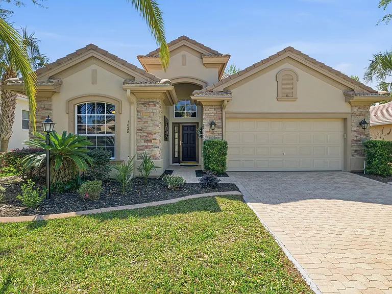 1020 W Rollingwood Ct — Photo 2