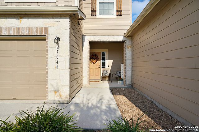 1st image of 27046 Villa Toscana