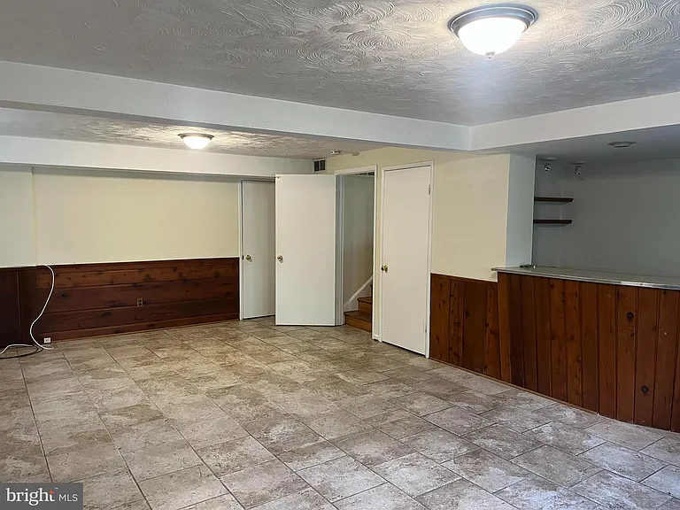 5101 Danbury Rd — Photo 15