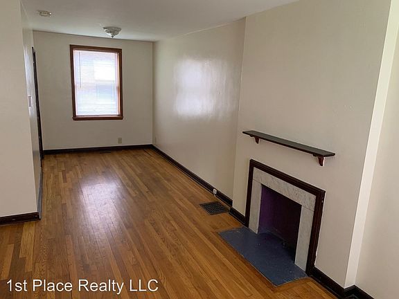 3rd image of 2360 Glenmawr Ave APT 4