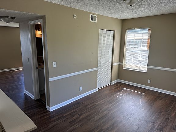 2nd image of 4000 Anderson Rd APT 7