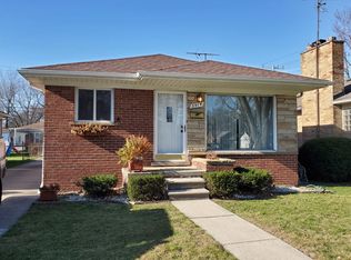 3914 McKinley St, Dearborn Heights, MI 48125