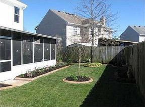 5th image of 3833 Donnington Dr