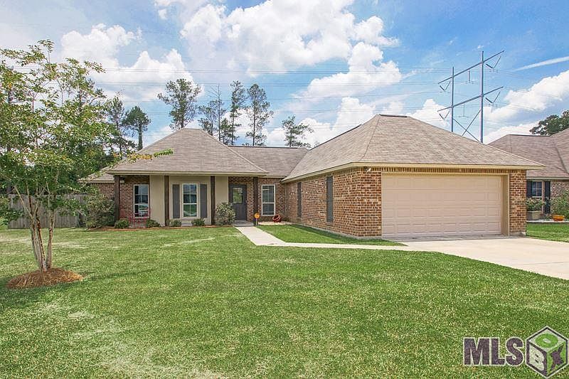 1st image of 9206 Cypress Lake Dr