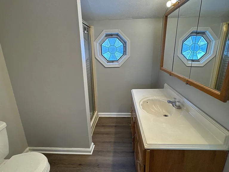338 N Skyline Dr — Photo 29