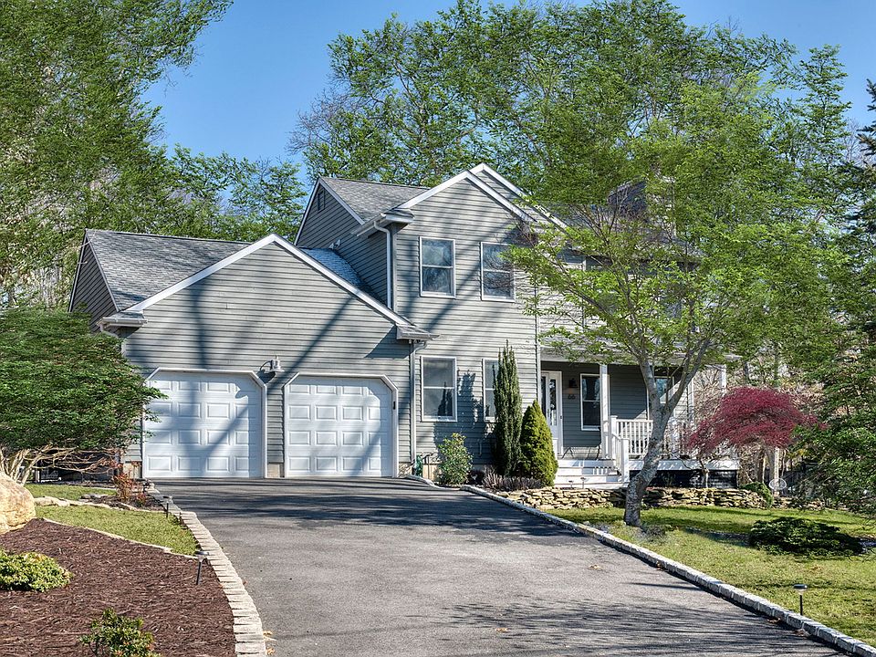 1st image of 66 Knoll Rd