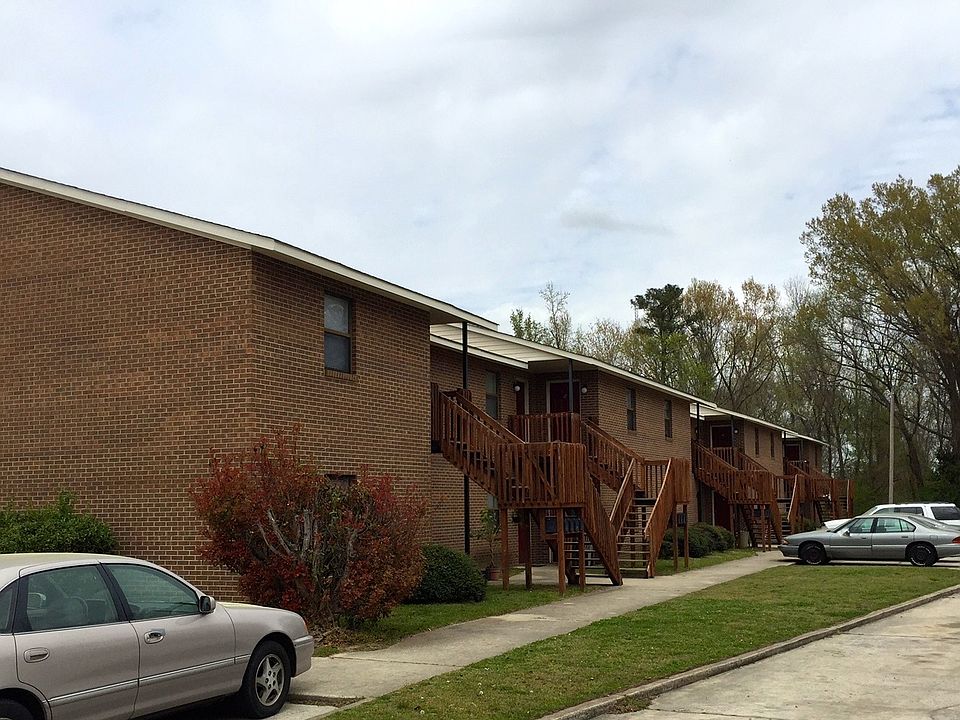 1st image of 2903 E 5th St APT 11