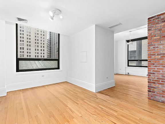 4th image of 50 Pine St APT 6N