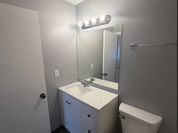 4th image of 1606-1612 N Mason St #3