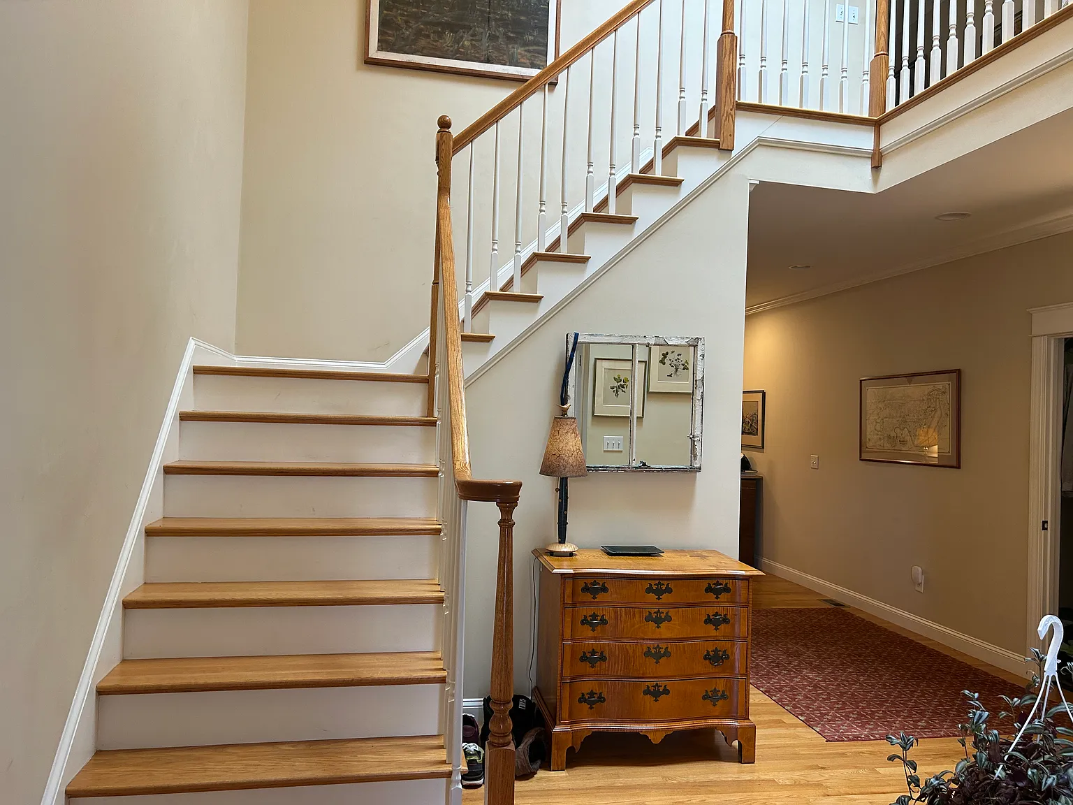 4 bed, 2.5 bath, 3350 sqft, $7,800 — Photo 4