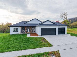 477 Amco Ln SE, Chatfield, MN 55923