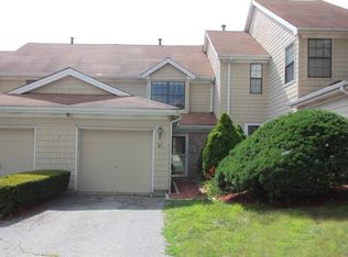 21 Penelope Ct, Mahopac, NY 10541