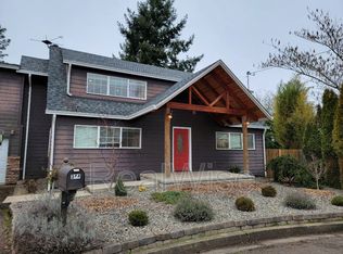 344 W Selmar Ct, Roseburg, OR 97471