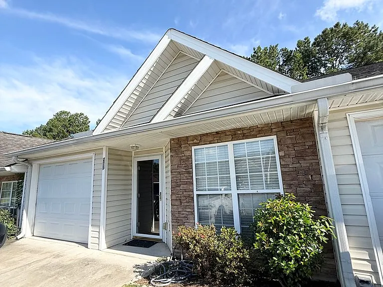 275 Caldwell Cir — Photo 1