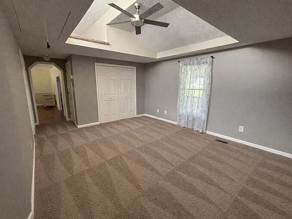 4th image of 4680 Plateau Rd