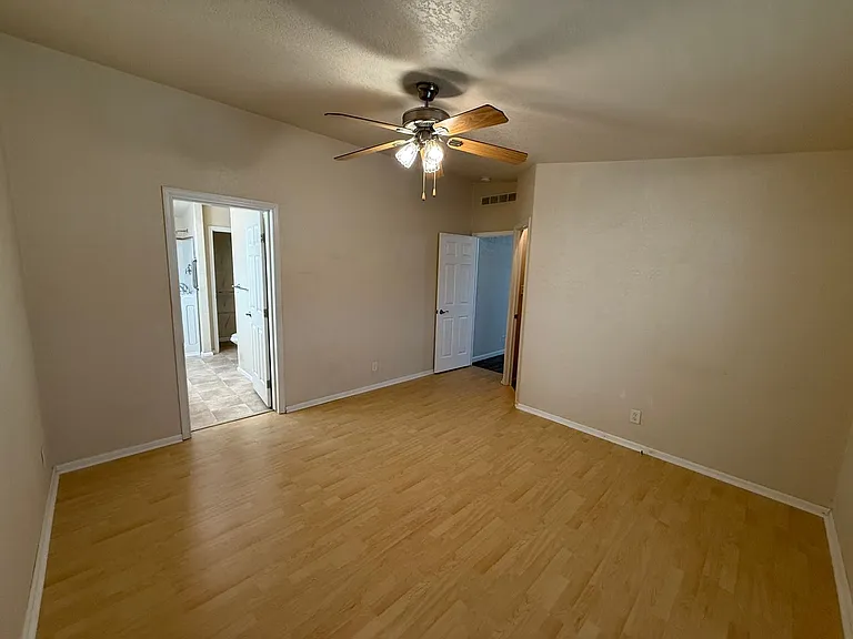 12655 E 46th Dr — Photo 23