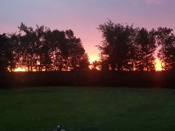 301 Stewart Rd, Crary, ND 58327