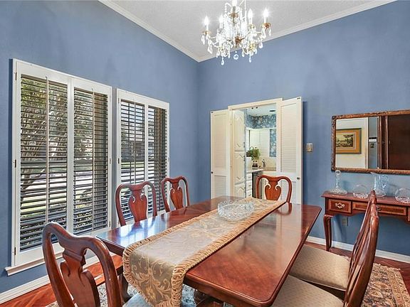 4th image of 4063 Seabury Dr