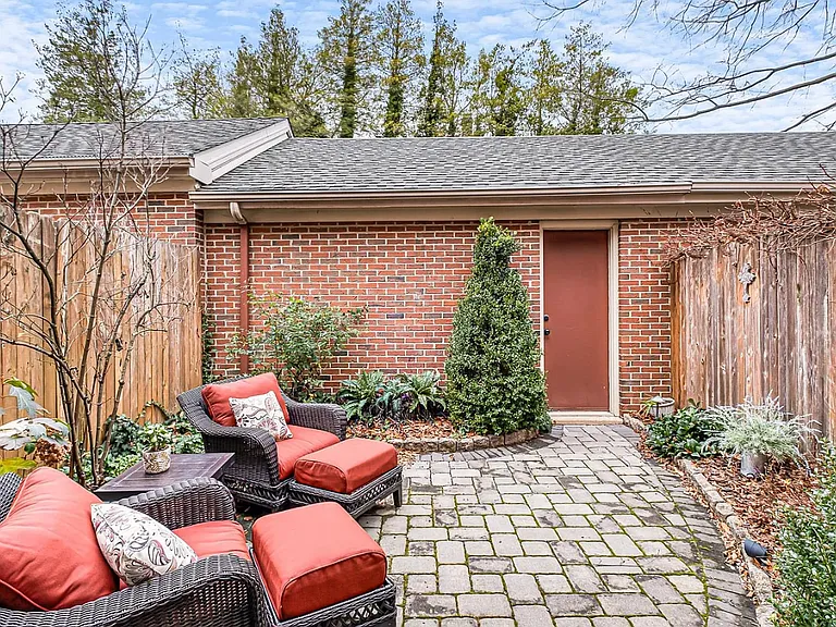Fenced-in back patio with an abundance of privacy.