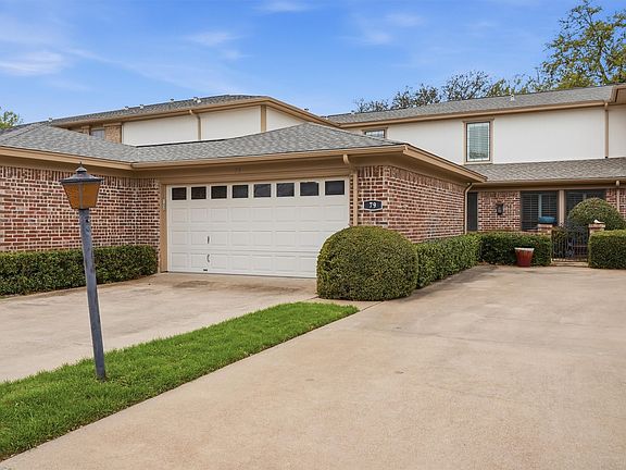 2nd image of 79 One Main Pl