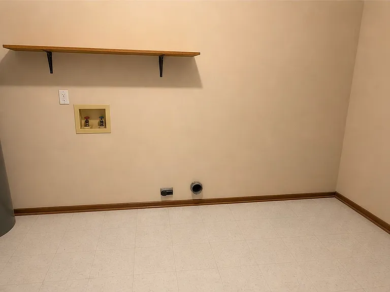 119 Loretta Dr — Photo 14