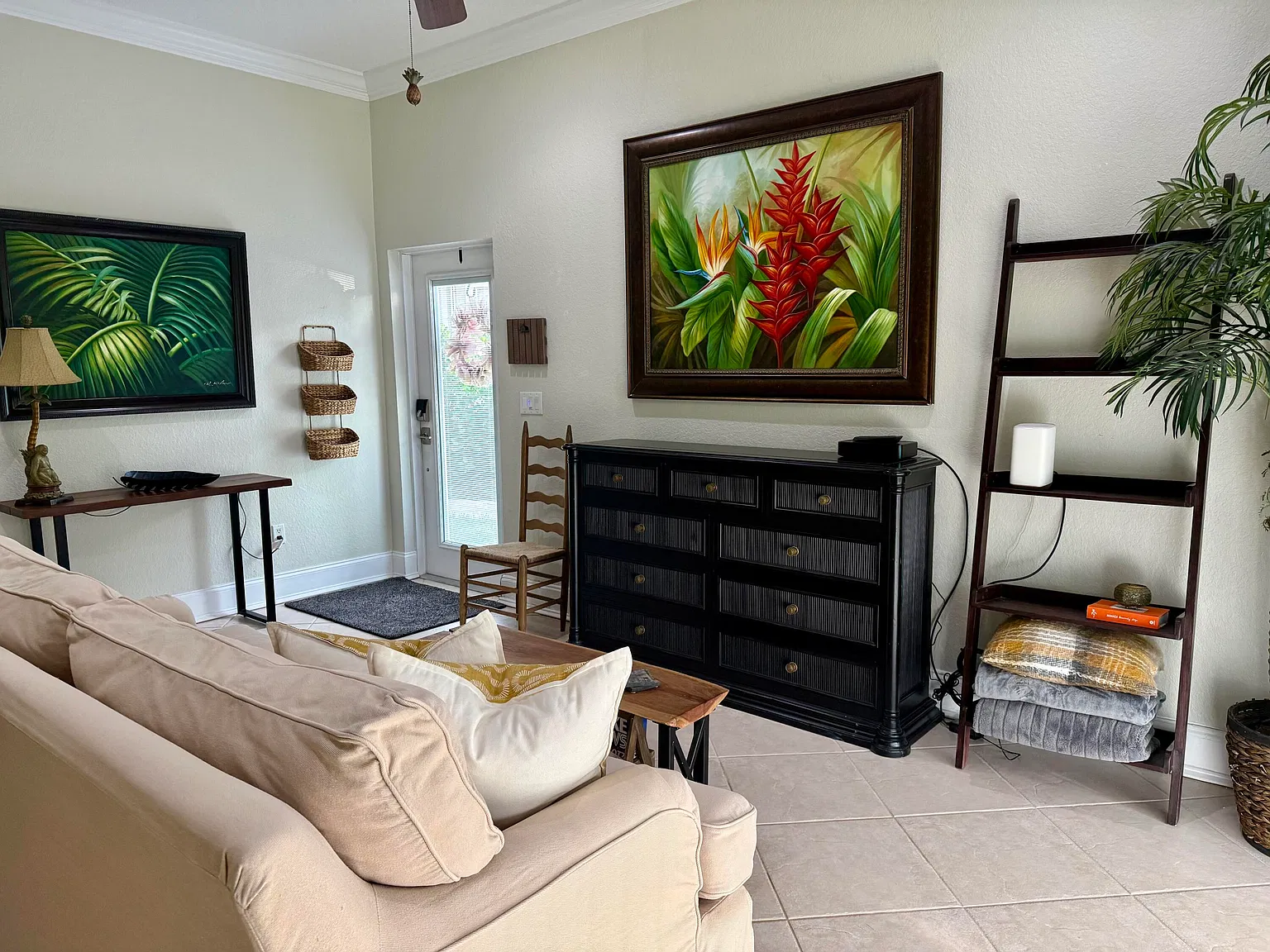 2 bed, 2.0 bath, 1042 sqft, $5,500 — Photo 3