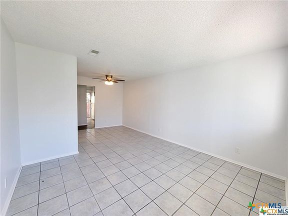 4th image of 2204 Corona Dr