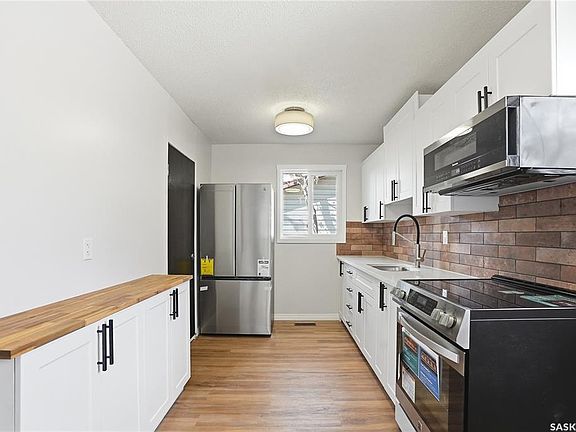5th image of 53 Rita CRESCENT