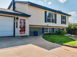 10160 W Lambuth Ave, Lakewood, CO 80235