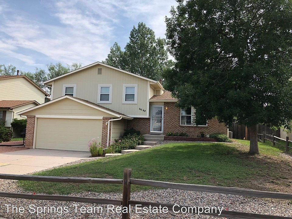 1st image of 6649 Gambol Quail Dr E