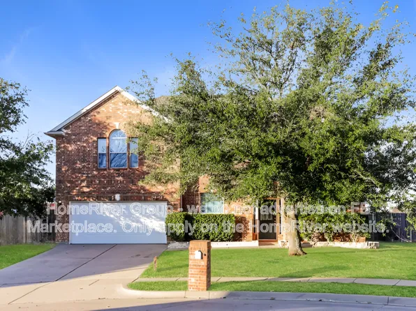 705 Champlain Ct, Midlothian, TX 76065