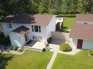 12 4th St N, Sabin, MN 56580