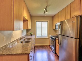 10840 Rockford Rd APT 104, Plymouth, MN 55442