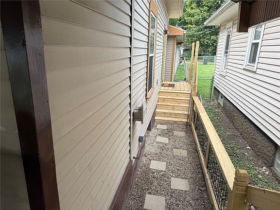 4th image of 708 Elsmere St
