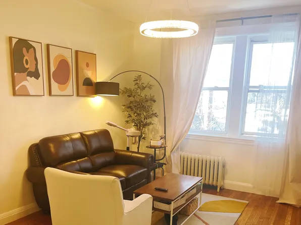 169 Kent St, Brookline, MA