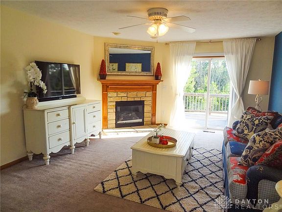 2nd image of 2479 Homeland Ct