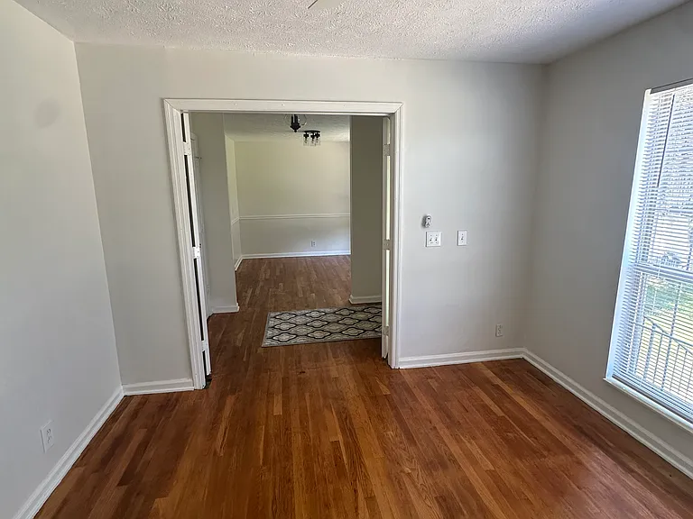 106 Jamestown Pl — Photo 7