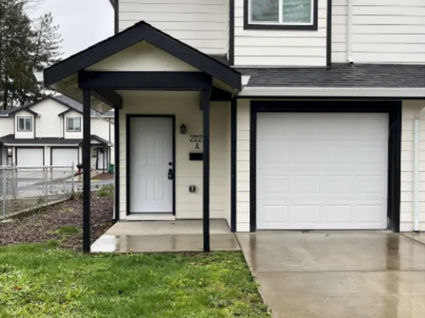JDD2413, 2227 D St #A, Forest Grove, OR 97116