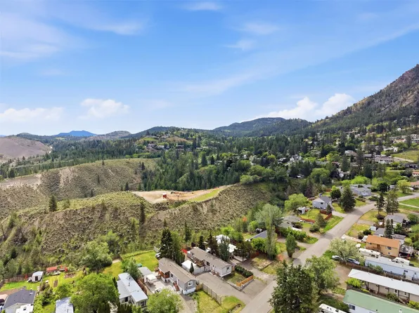 840 Klahanie Dr, Kamloops, BC V2C 5R2