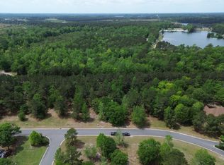 197 October Glory Dr, Wallace, NC 28466