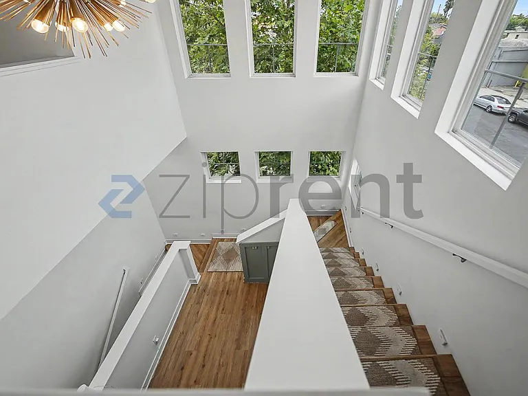 2911 Exposition Pl #1 — Photo 14