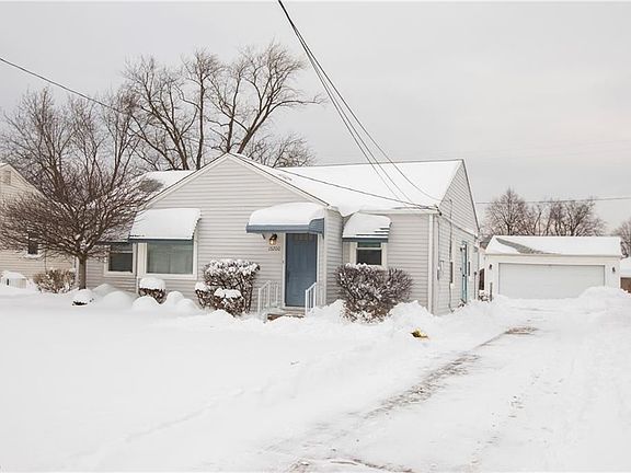 2nd image of 15200 Montrose Ave